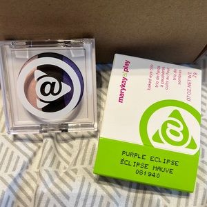 Mary Kay At play blended eye trio